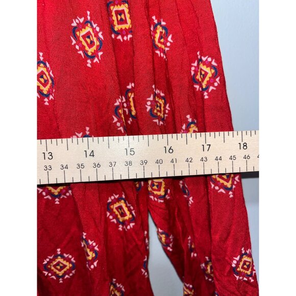 Old Navy Red Patterned Blouse Medium Rayon Womens Top - Picture 4 of 7